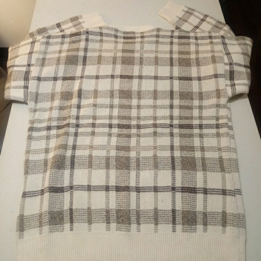 BILL BLASS Sweater - Picture 4 of 4